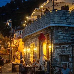 Kapllani Hotel